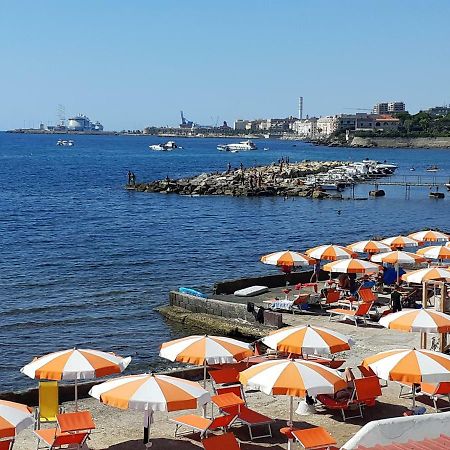 Guest House Al Mare Civitavecchia Bagian luar foto