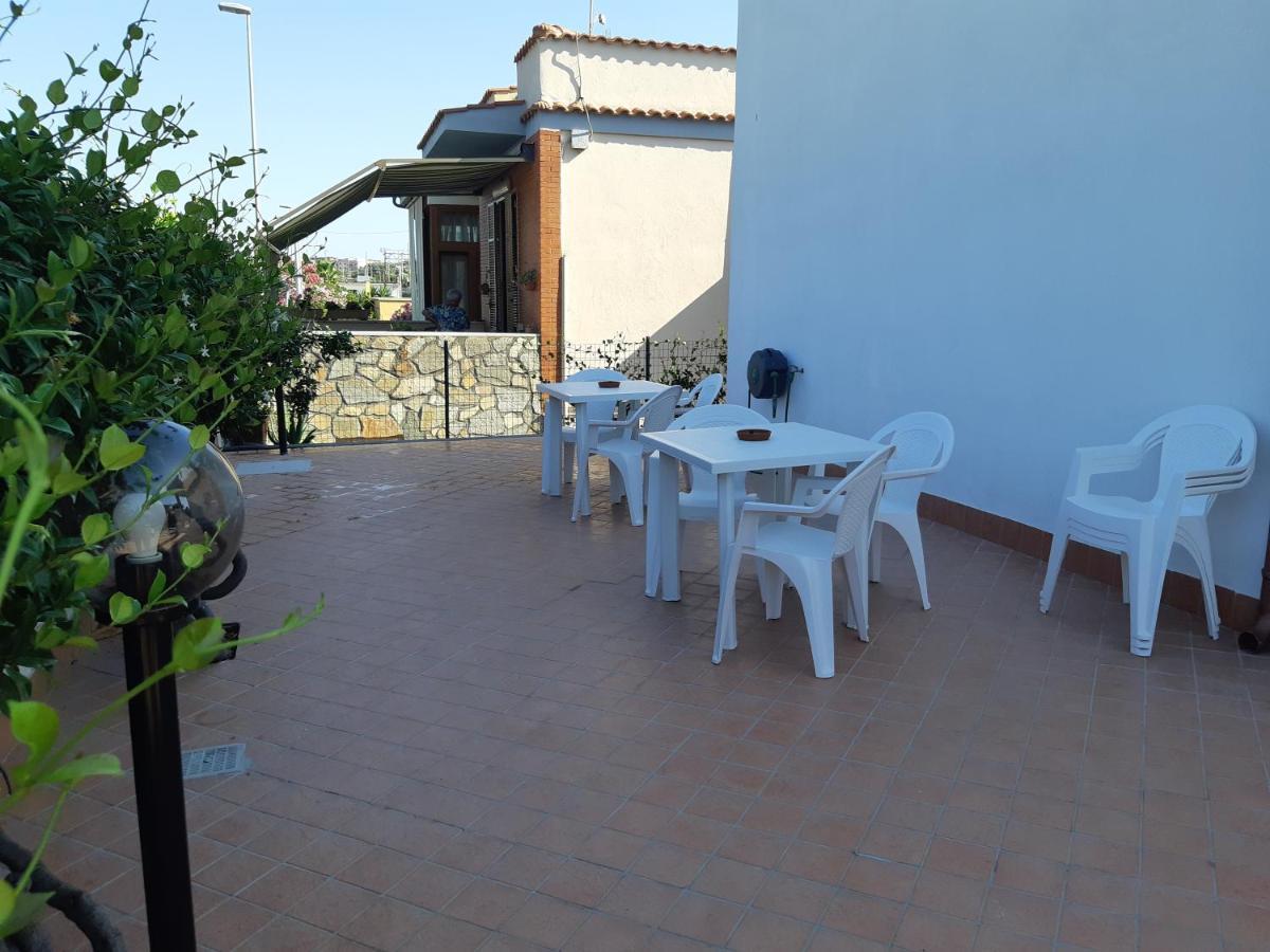 Guest House Al Mare Civitavecchia Bagian luar foto