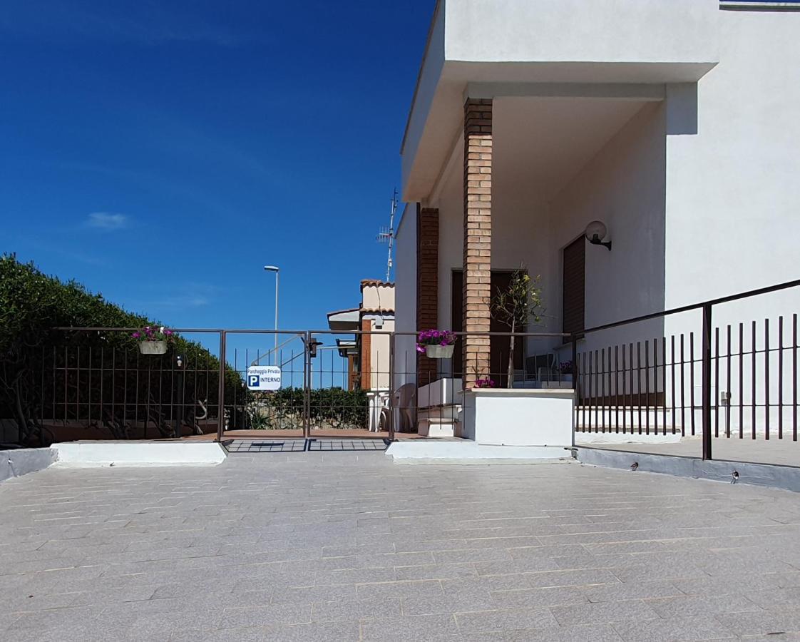 Guest House Al Mare Civitavecchia Bagian luar foto