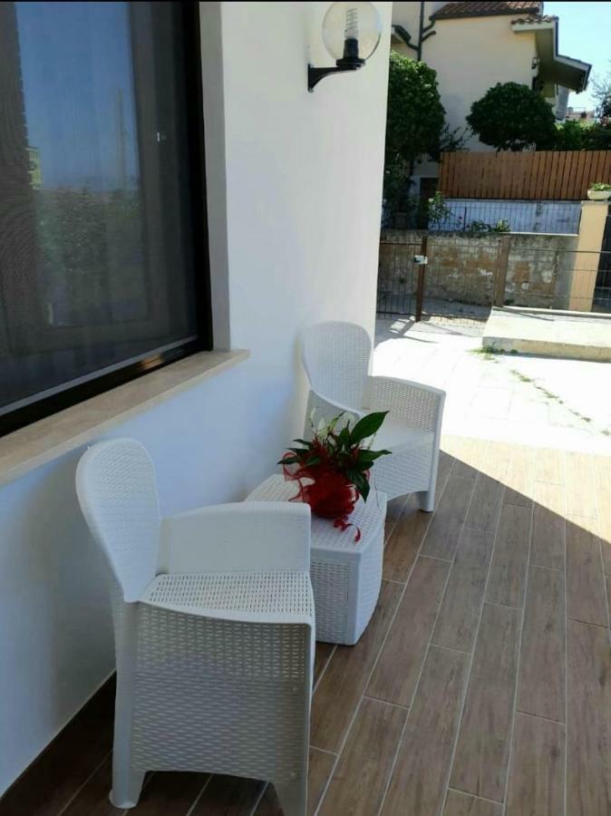 Guest House Al Mare Civitavecchia Bagian luar foto