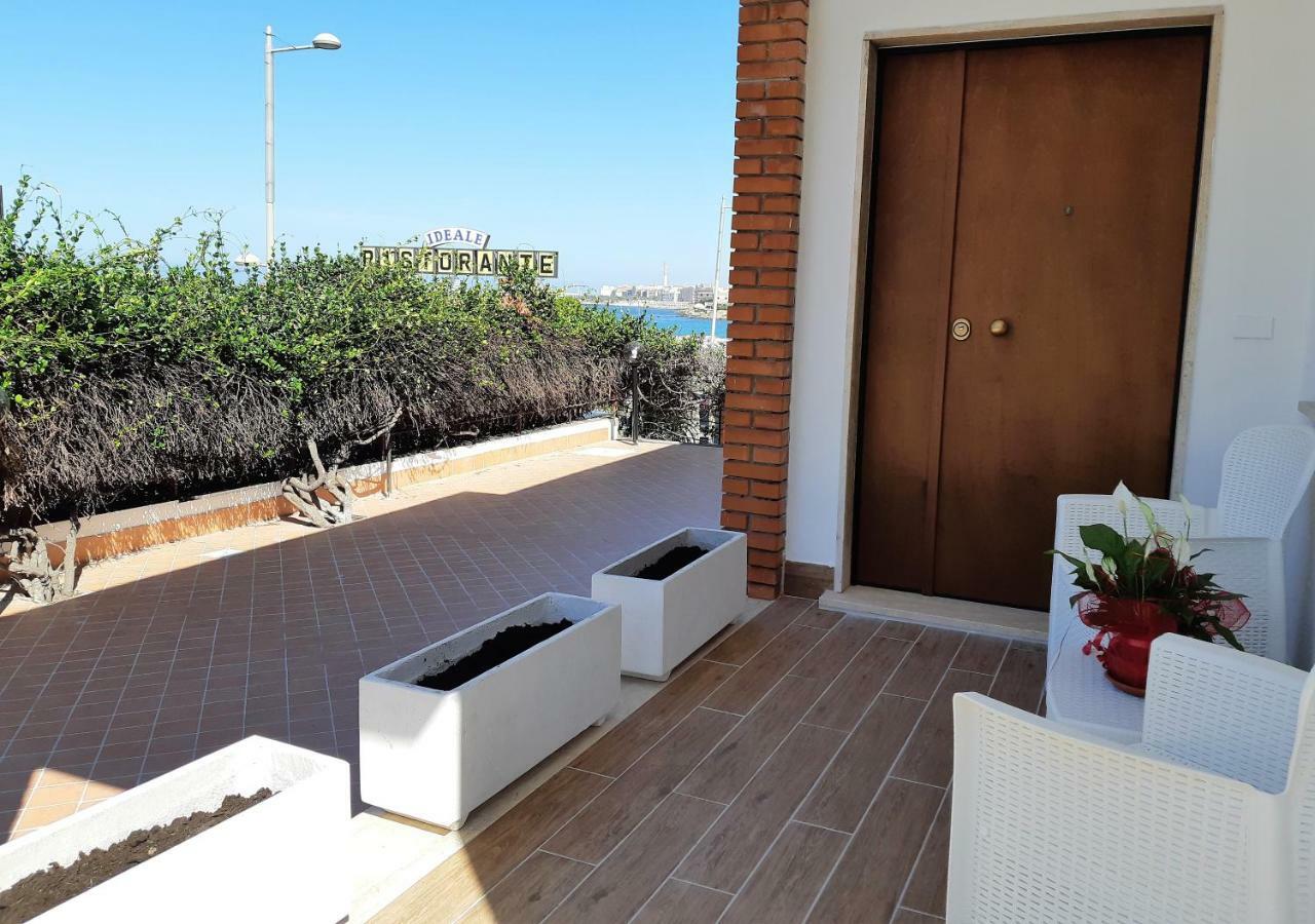 Guest House Al Mare Civitavecchia Bagian luar foto